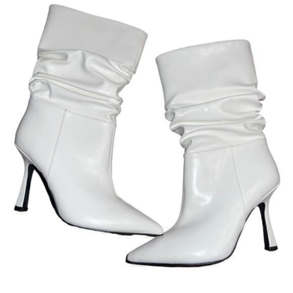 ▶️ Jeffrey Campbell ◀️ GUILLOT Slouchy boot Ivory. Size 5.5.